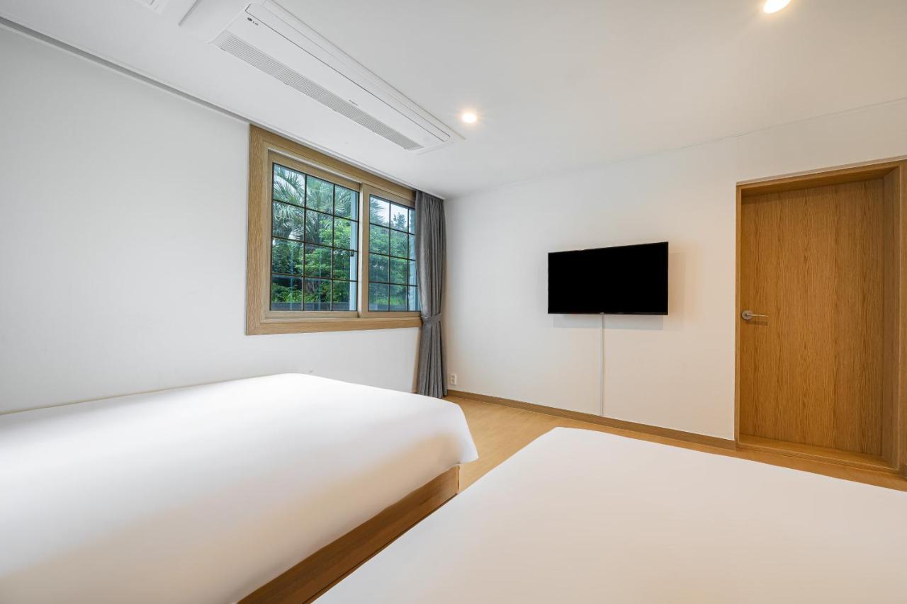 Heyy Seogwipo Hotel Dış mekan fotoğraf