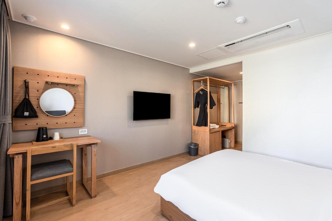 Heyy Seogwipo Hotel Dış mekan fotoğraf