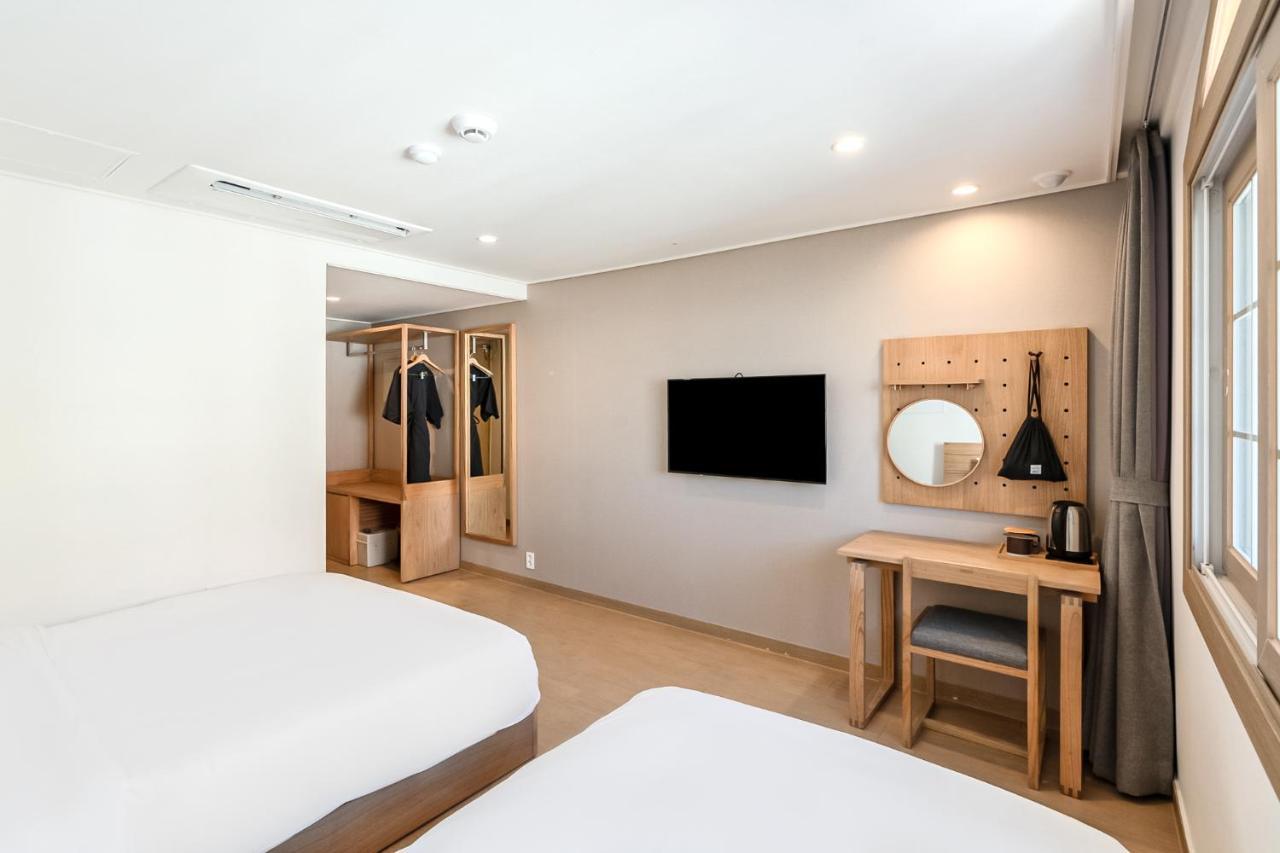 Heyy Seogwipo Hotel Dış mekan fotoğraf