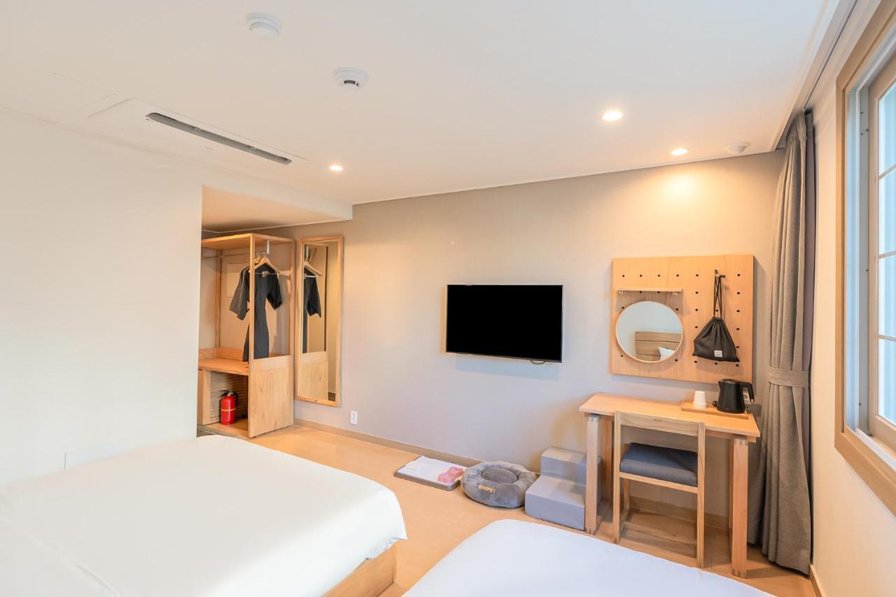 Heyy Seogwipo Hotel Dış mekan fotoğraf