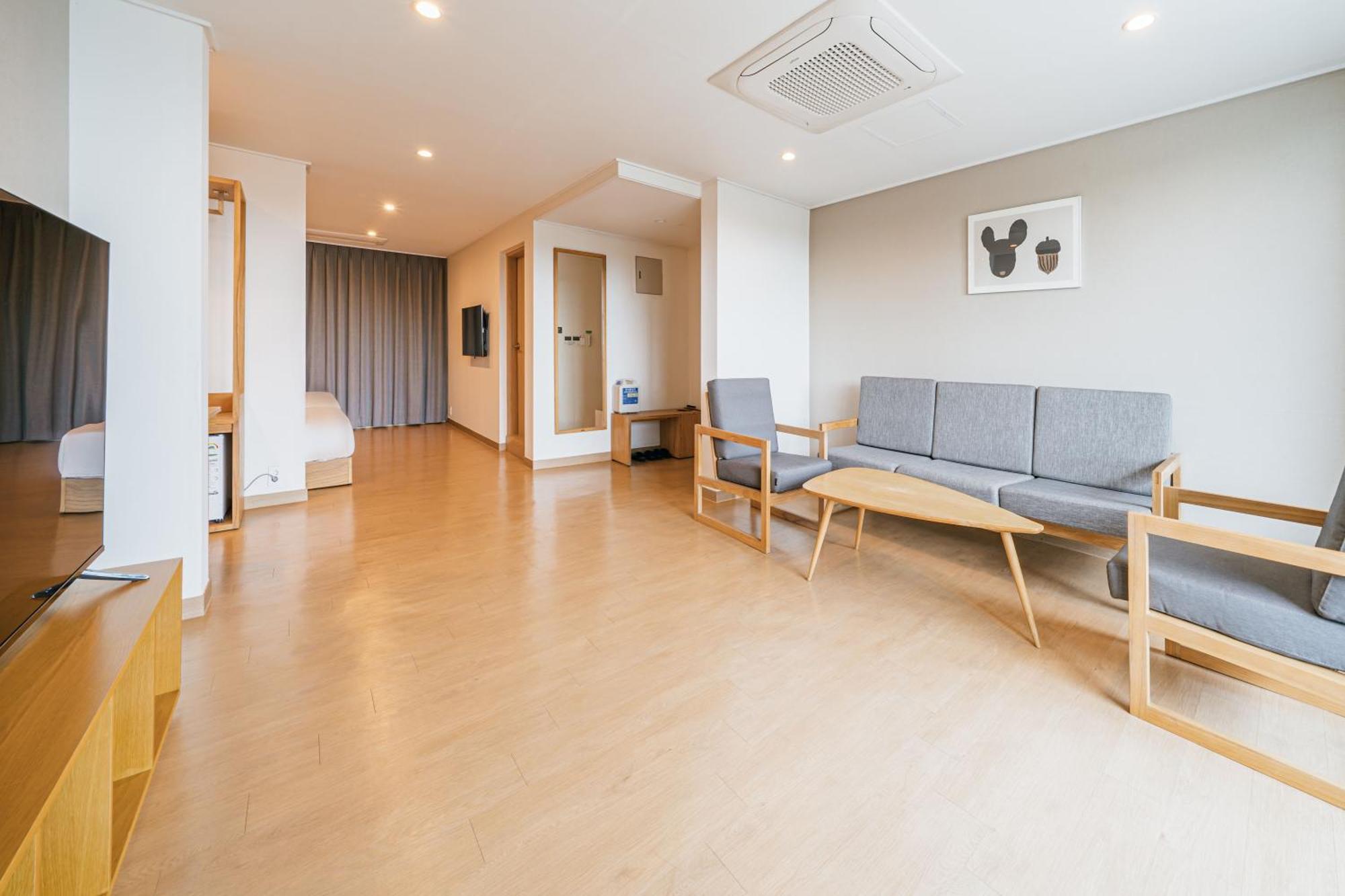 Heyy Seogwipo Hotel Dış mekan fotoğraf