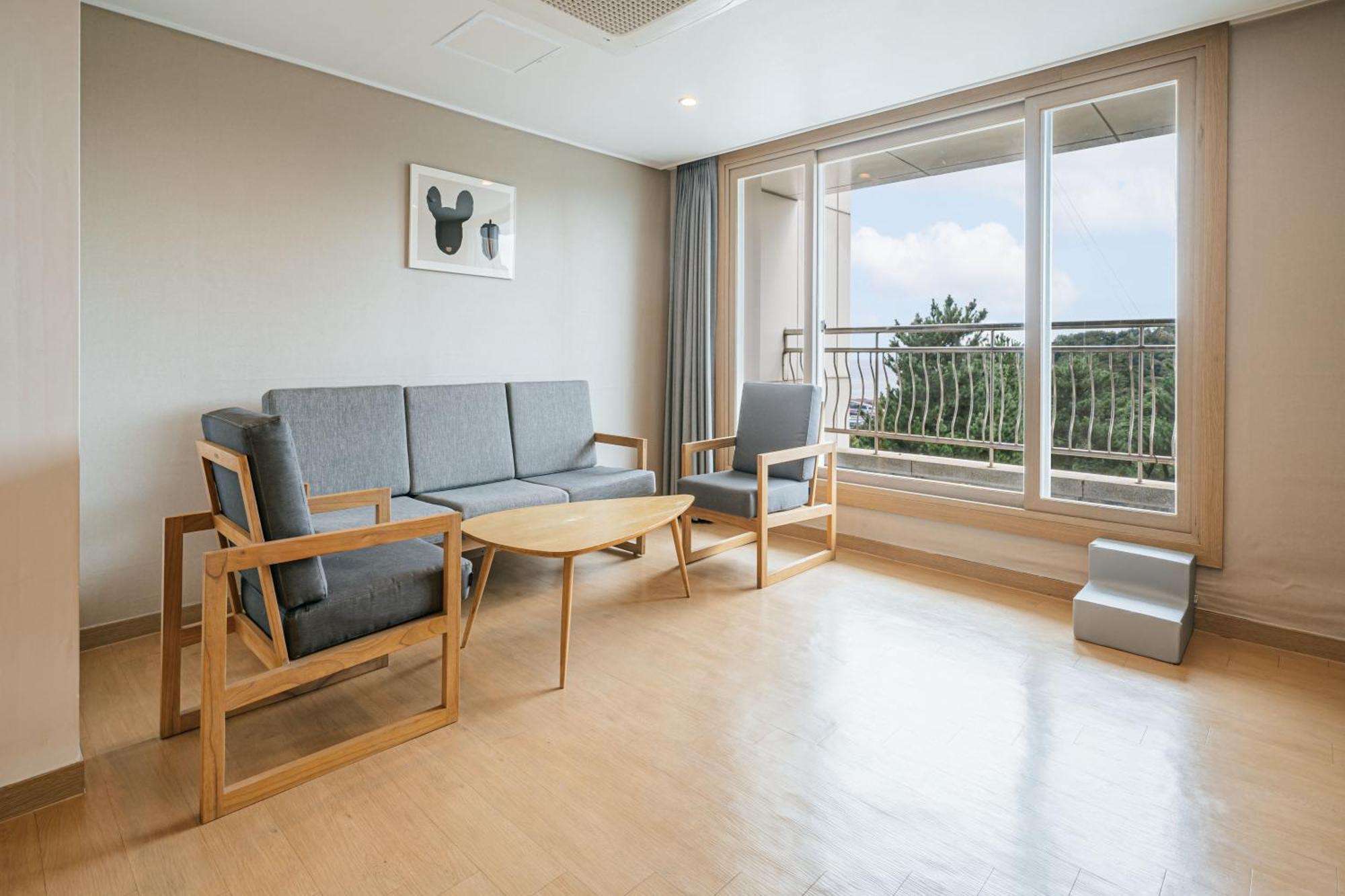Heyy Seogwipo Hotel Dış mekan fotoğraf