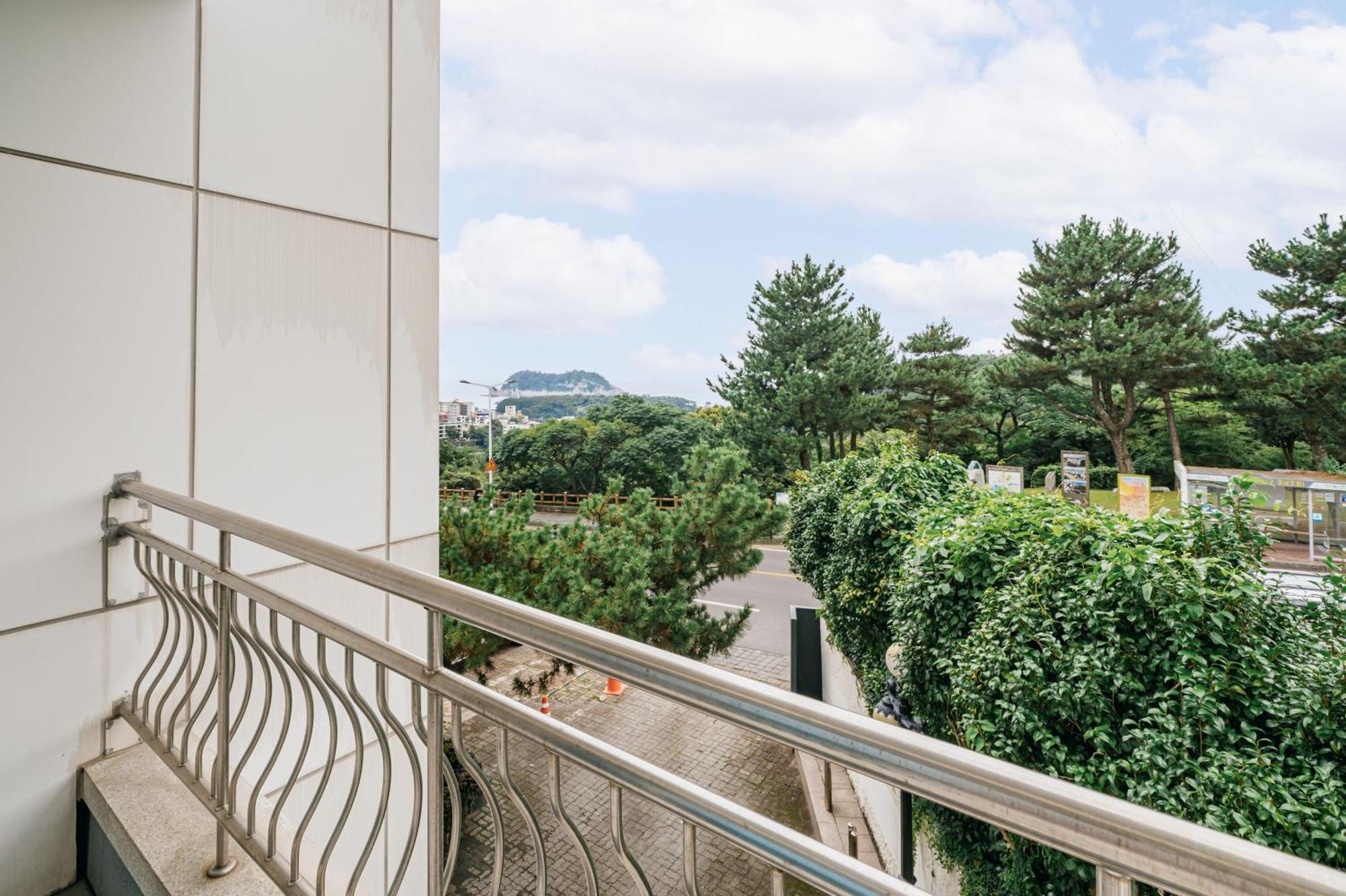 Heyy Seogwipo Hotel Dış mekan fotoğraf